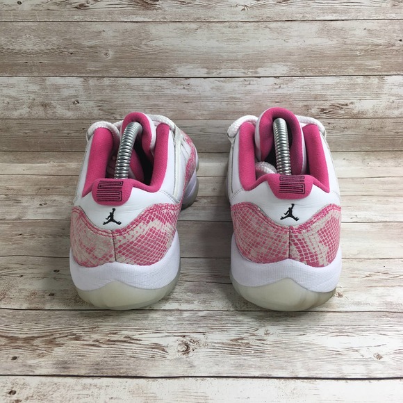 Nike Air Jordan XI 11 Retro Low Pink Snakeskin 9 - Picture 7 of 8